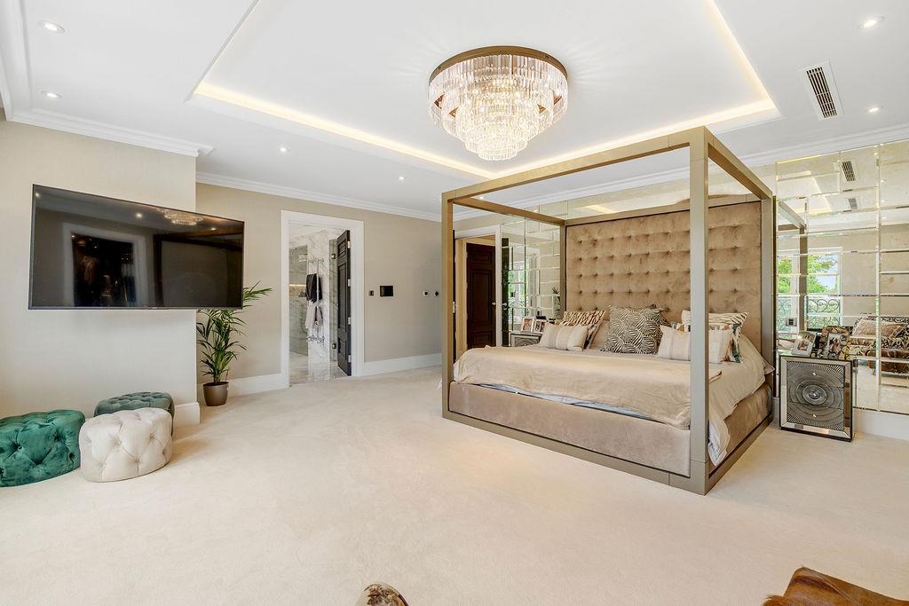 Property Image 76820665-c024-4ef5-8b54-025242ff6ba9