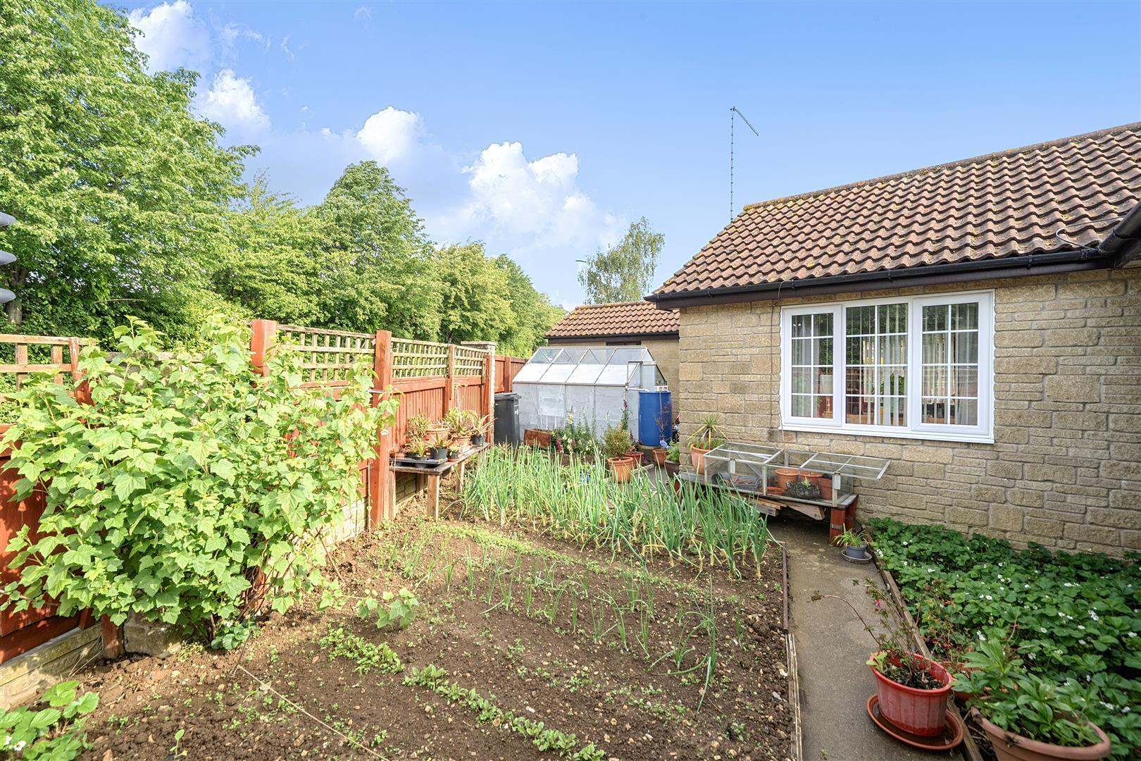 Property Image 76955812-3688-4b8c-8c1b-e61a1d41afb5