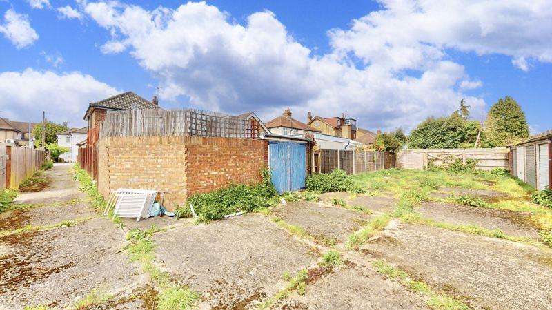 Property Image 76a65bc1-36bb-4713-acfc-5c8d70a52c18