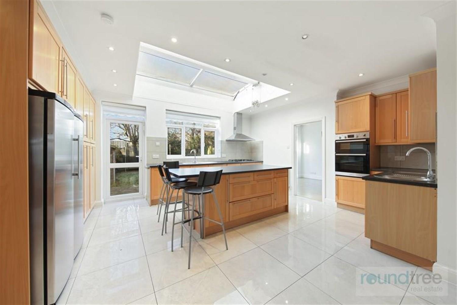 Property Image 76a9a881-cefb-49a1-9fd5-842bb7b48d80