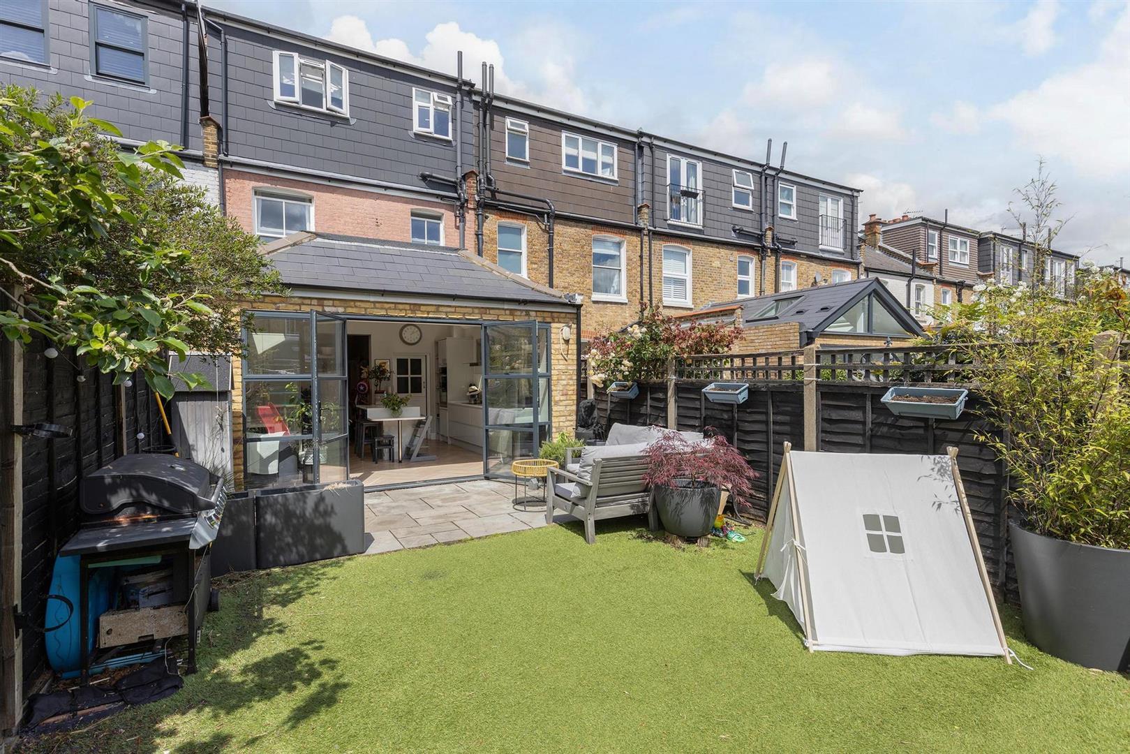 Property Image 76abf362-23e0-4132-801a-e32037aeb5c1