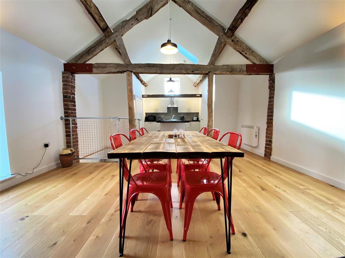 Property Image 76b6e603-aaf0-48f7-849b-8e85fc6135e8