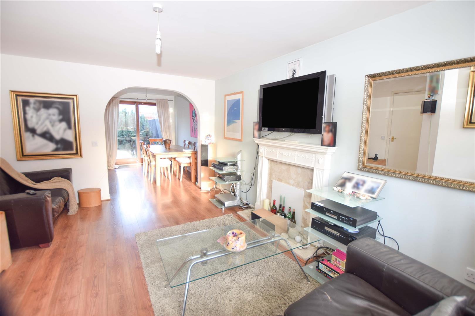 Property Image 76bd32fa-0d6e-4e79-9797-5c88a717c539
