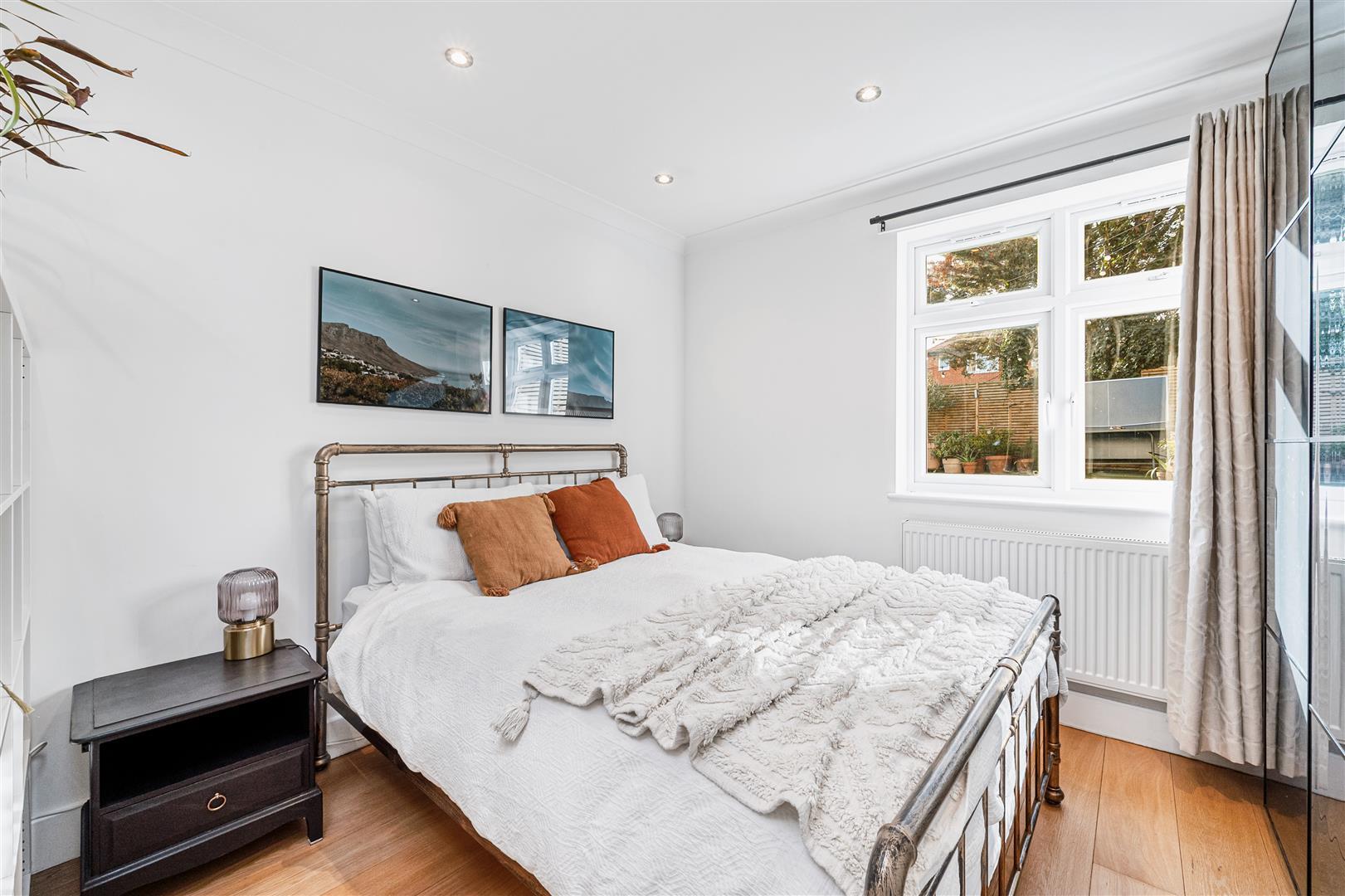 Property Image 76bf4120-fc22-41b2-9981-ce6d6cd1ab37