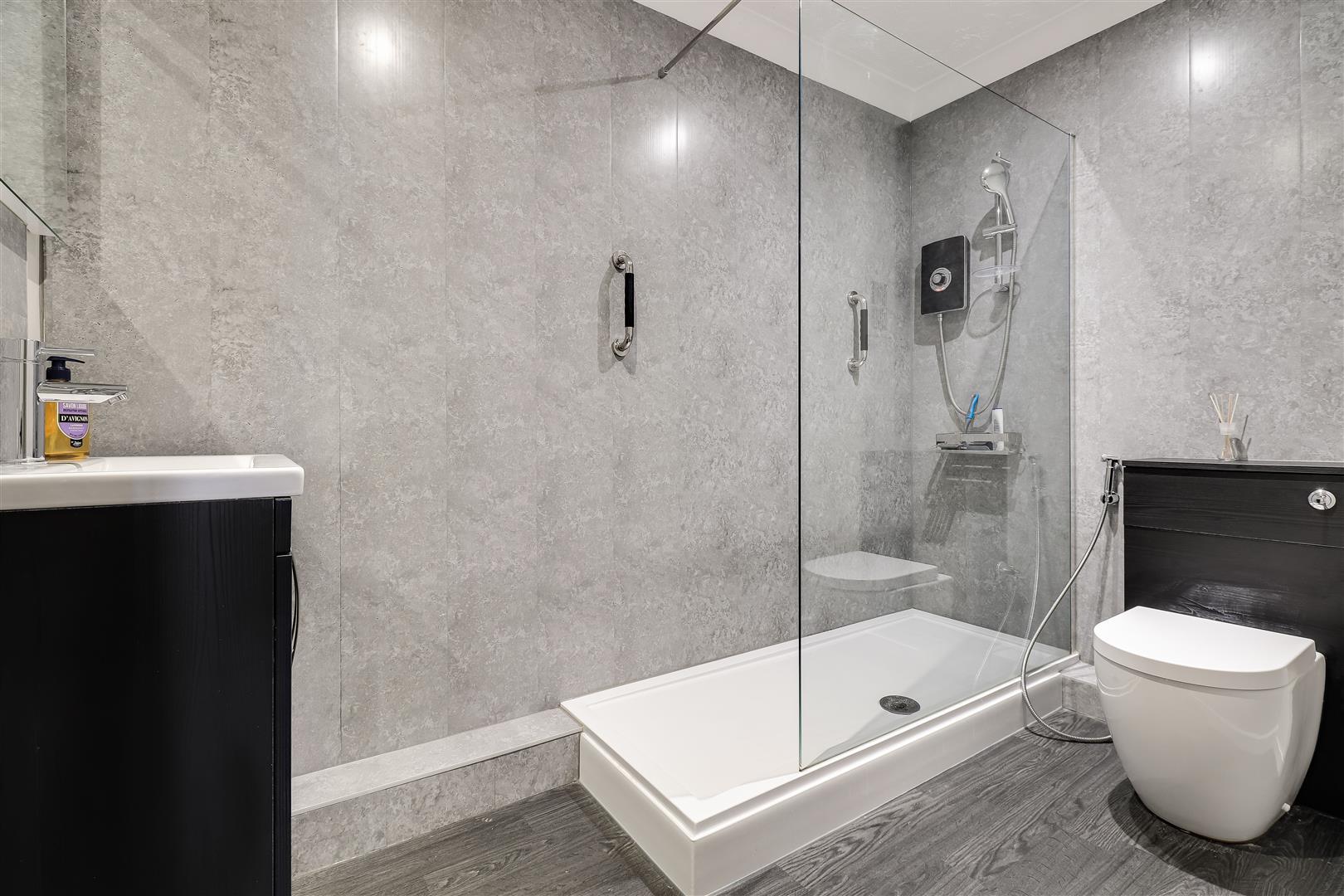 Property Image 76c95893-b3a3-49b9-833d-9d655d785dc8