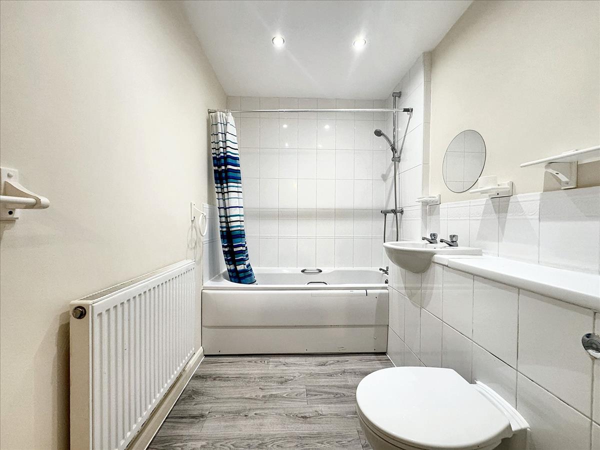 Property Image 76ca1fc2-8b07-4829-8cb2-d3e3b056b625