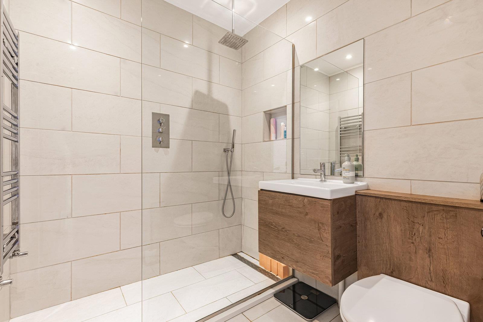 Property Image 76cf77b4-c817-4ef1-a74e-5f3f0d0dc152