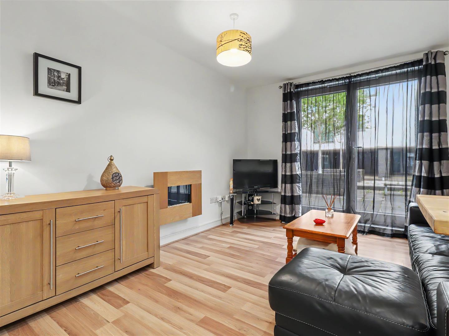 Property Image 76d200d6-dc92-46d5-8c9d-5065d434e30c
