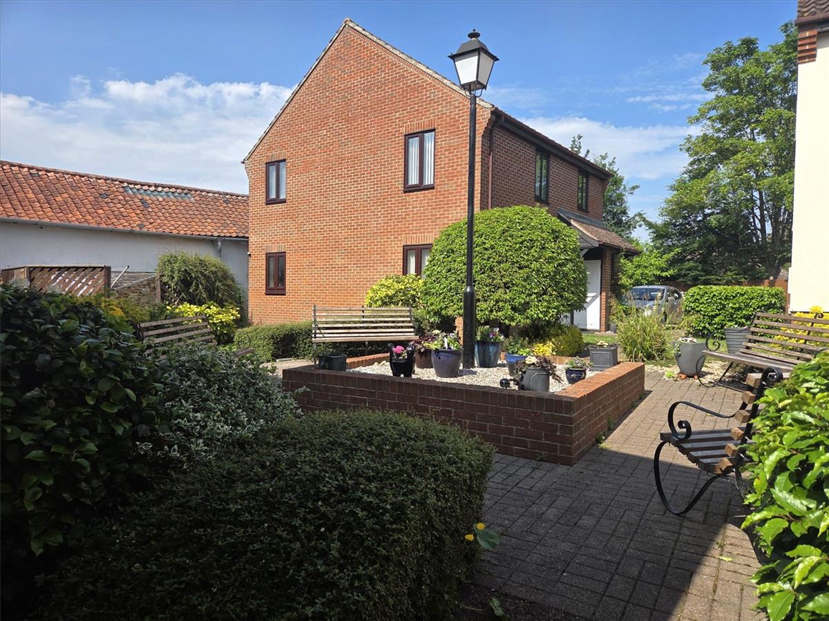 Property Image 76d280ef-6c6c-402c-b9b7-b7bb7e9d287c