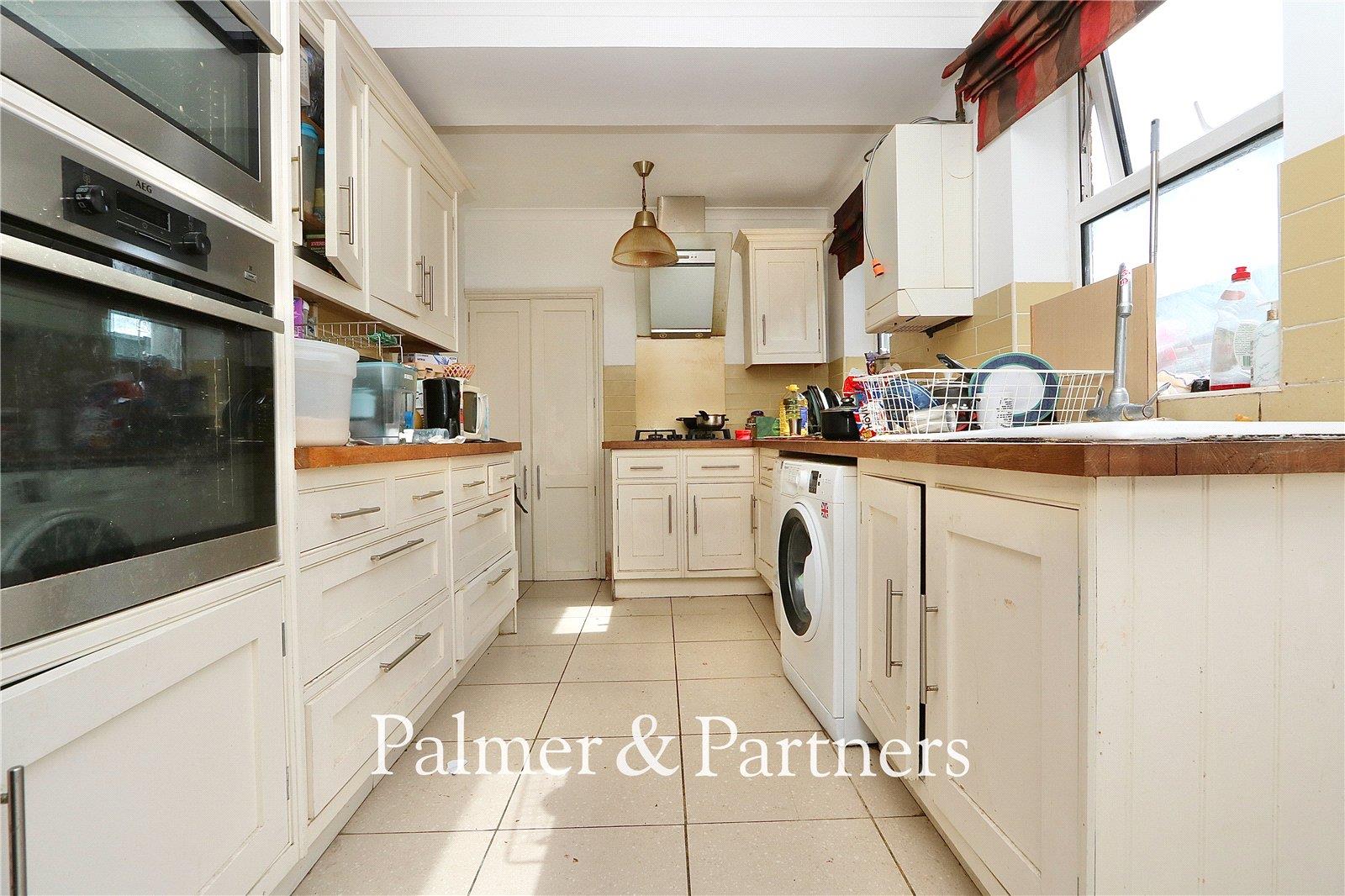 Property Image 76d8fd53-d2e4-40e5-84d1-c15c6d08e472