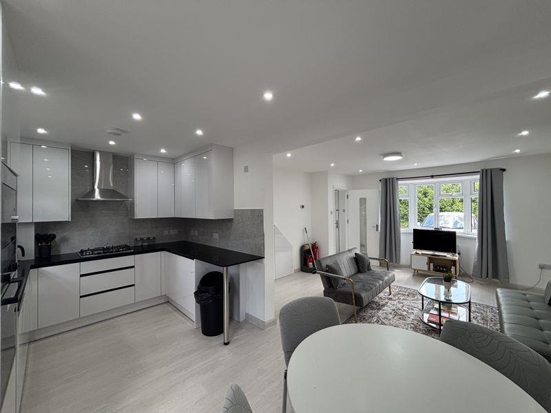 Property Image 76dc8f7a-69a4-4508-bf0a-24f8548fd2c5