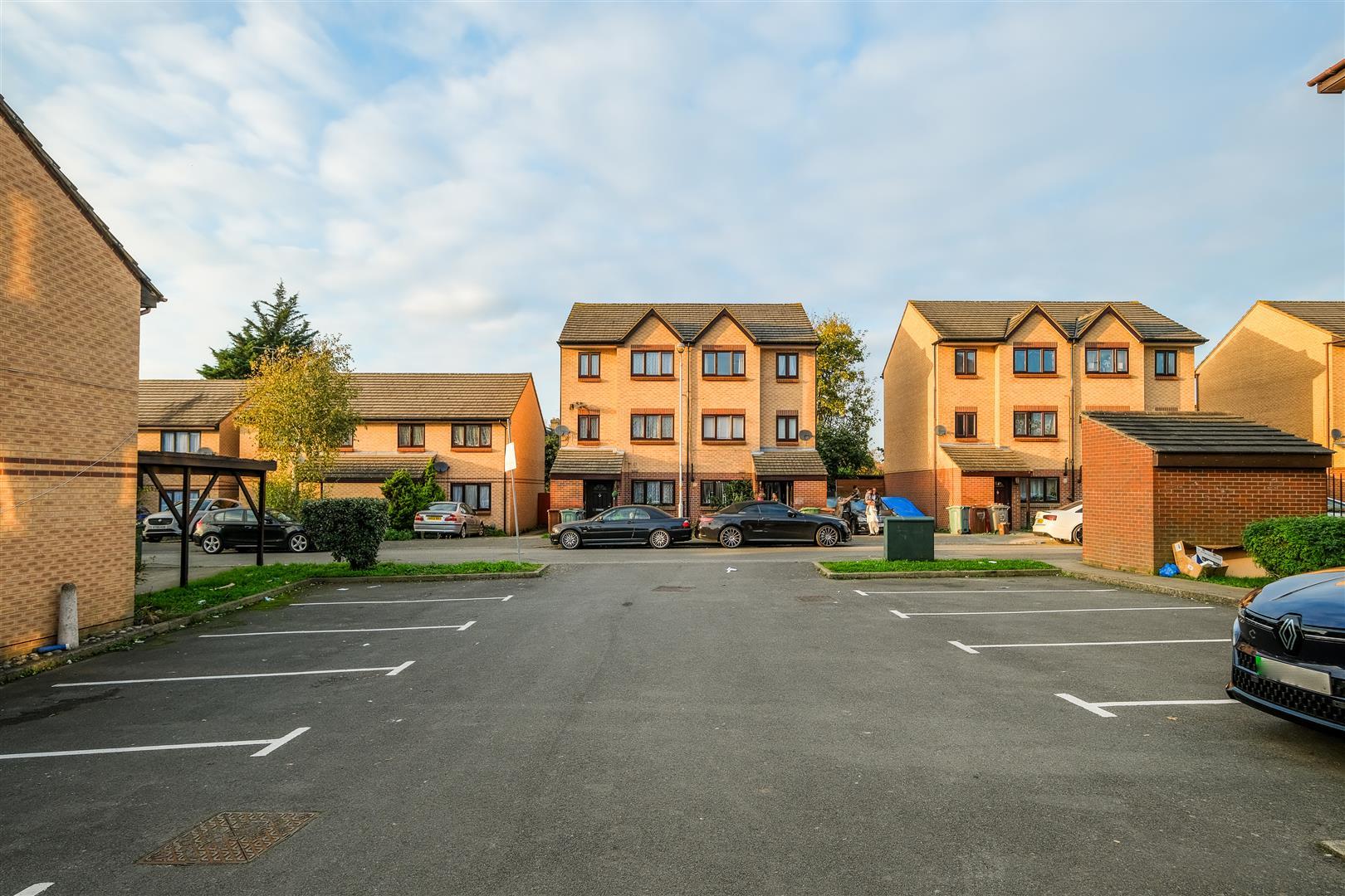 Property Image 76ddfbb2-053d-4b3b-9265-ce40bdf2d973