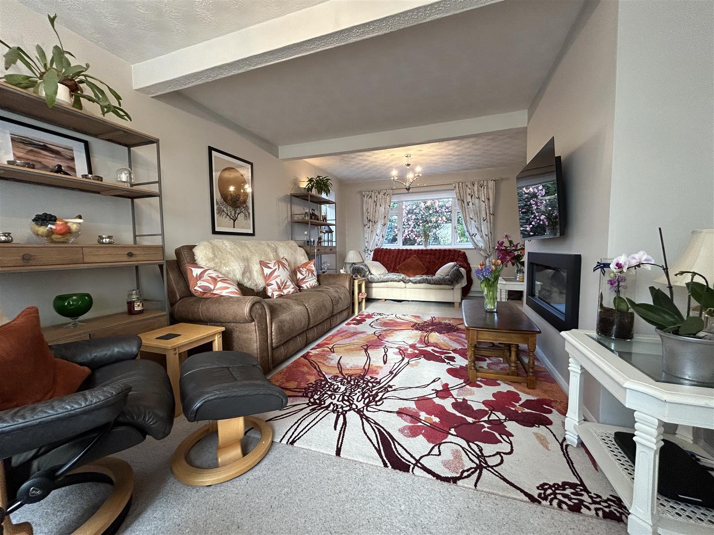 Property Image 76e10455-cae2-42f7-9450-8c23e638ef89