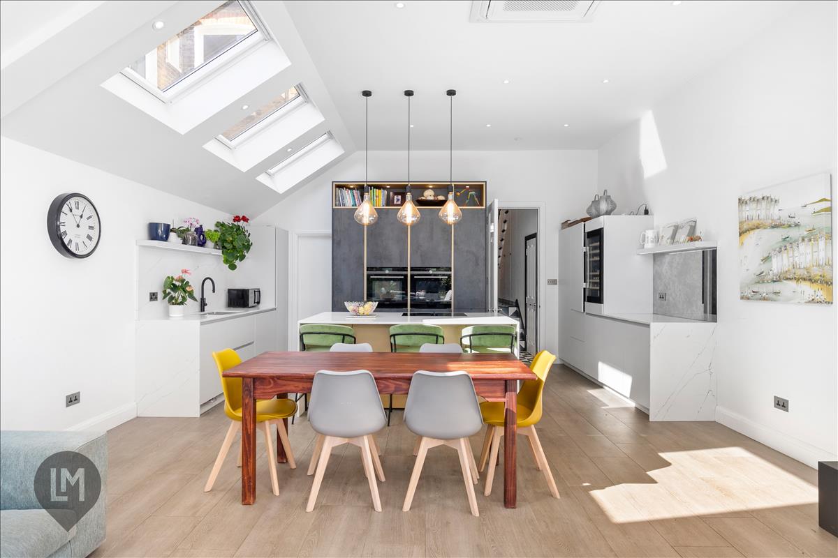 Property Image 76f98e8d-6c40-4a31-8b25-2aee413b908f