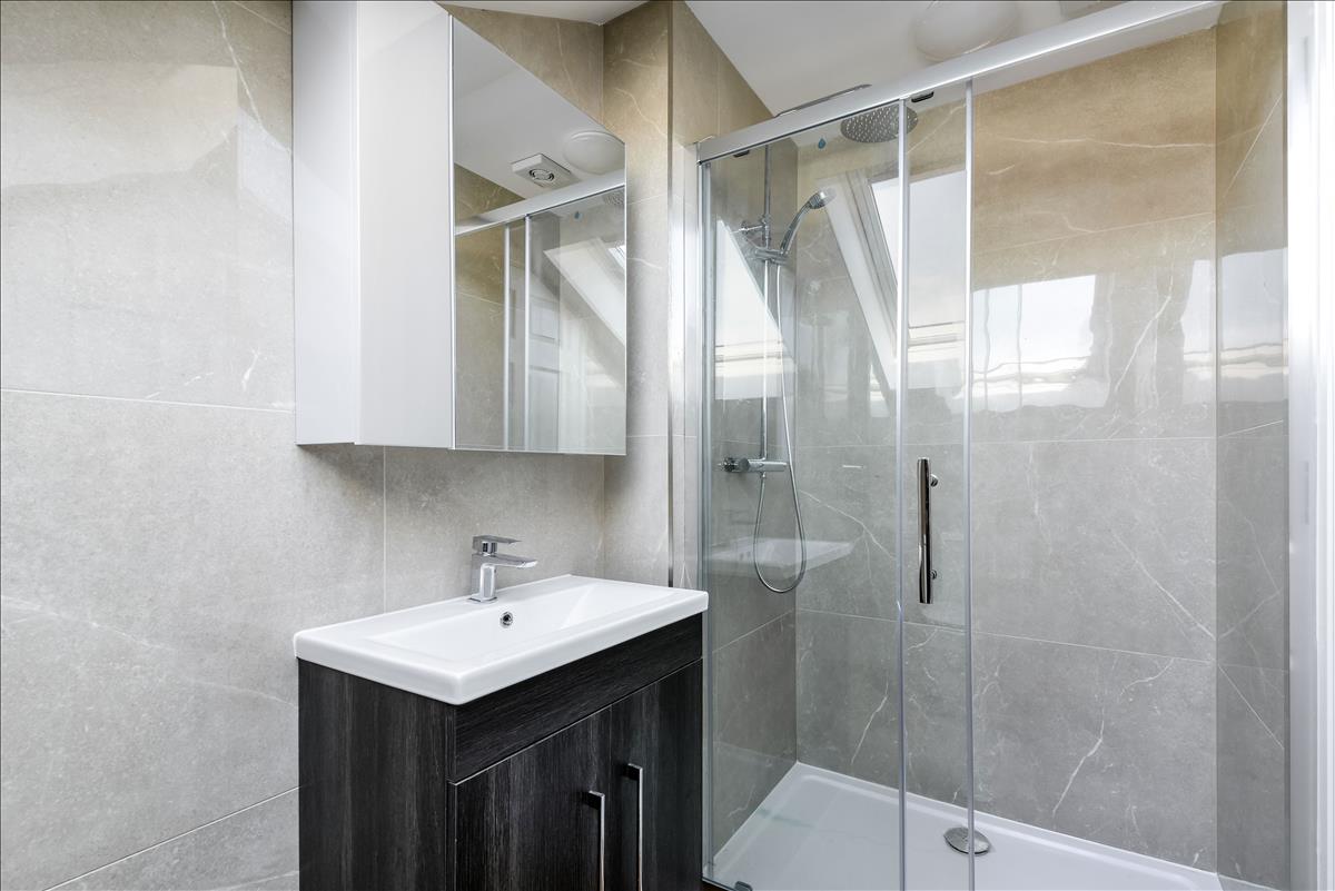 Property Image 76fa9421-8cb9-412d-80a4-46677c930afc