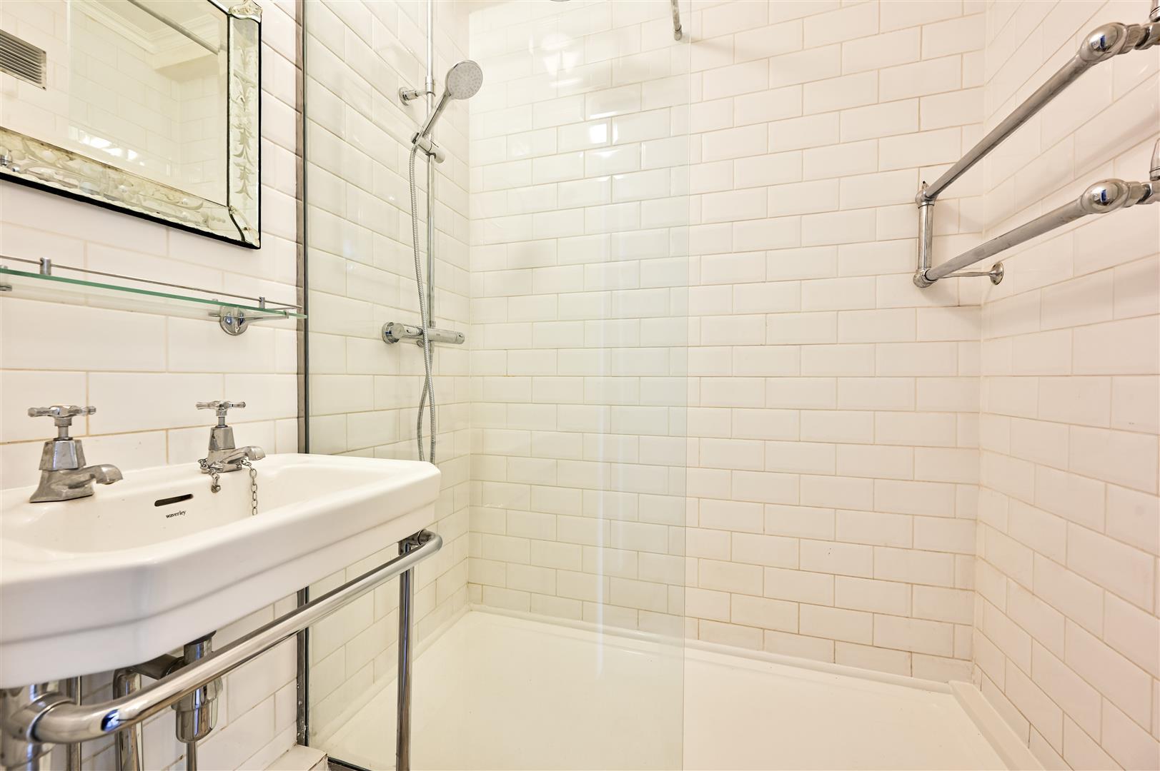 Property Image 7701e857-7cbe-4ff8-96be-fd8e95758b5d