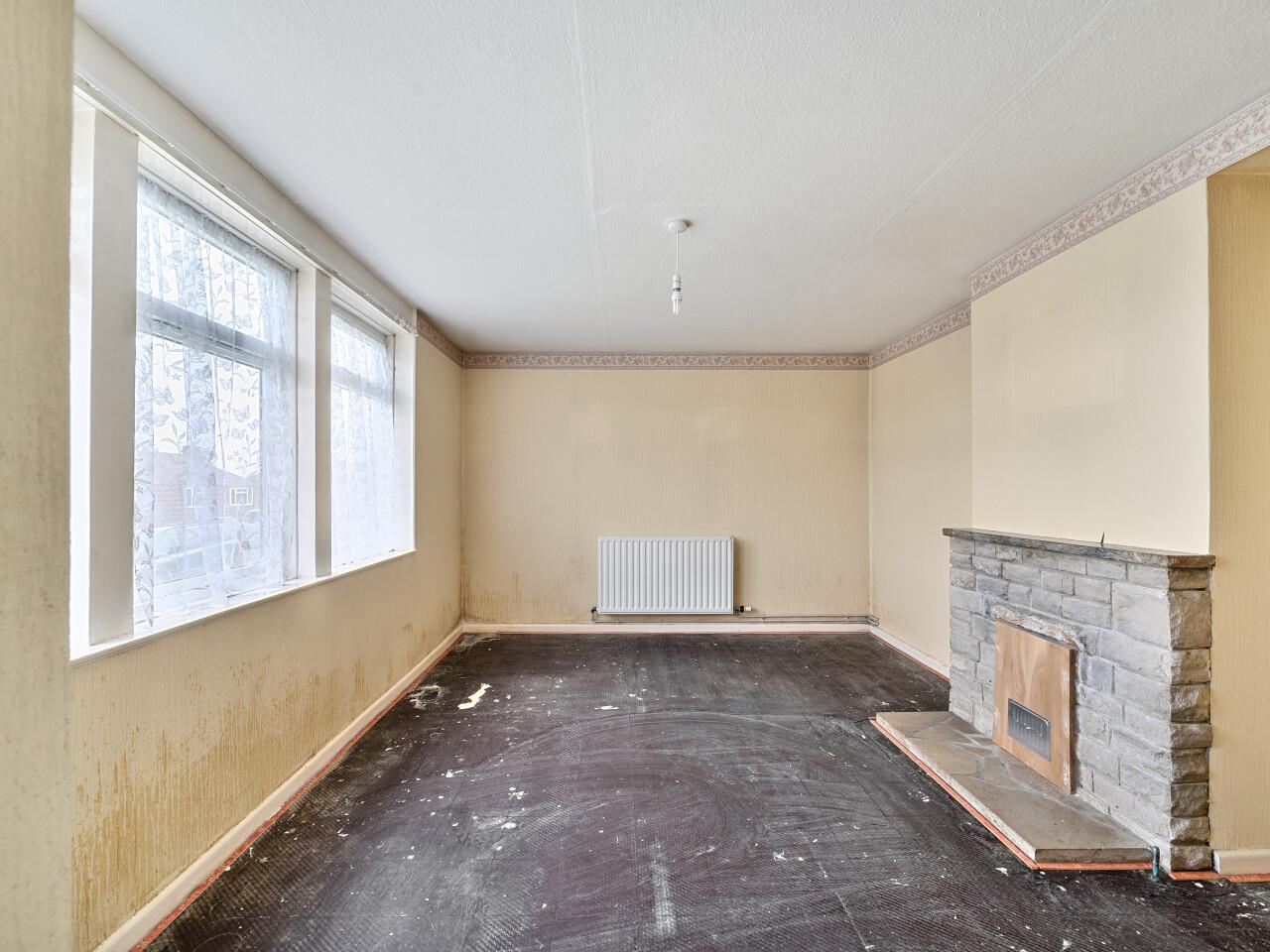 Property Image 770ca372-51fc-49c6-8c27-7a55b9448a20