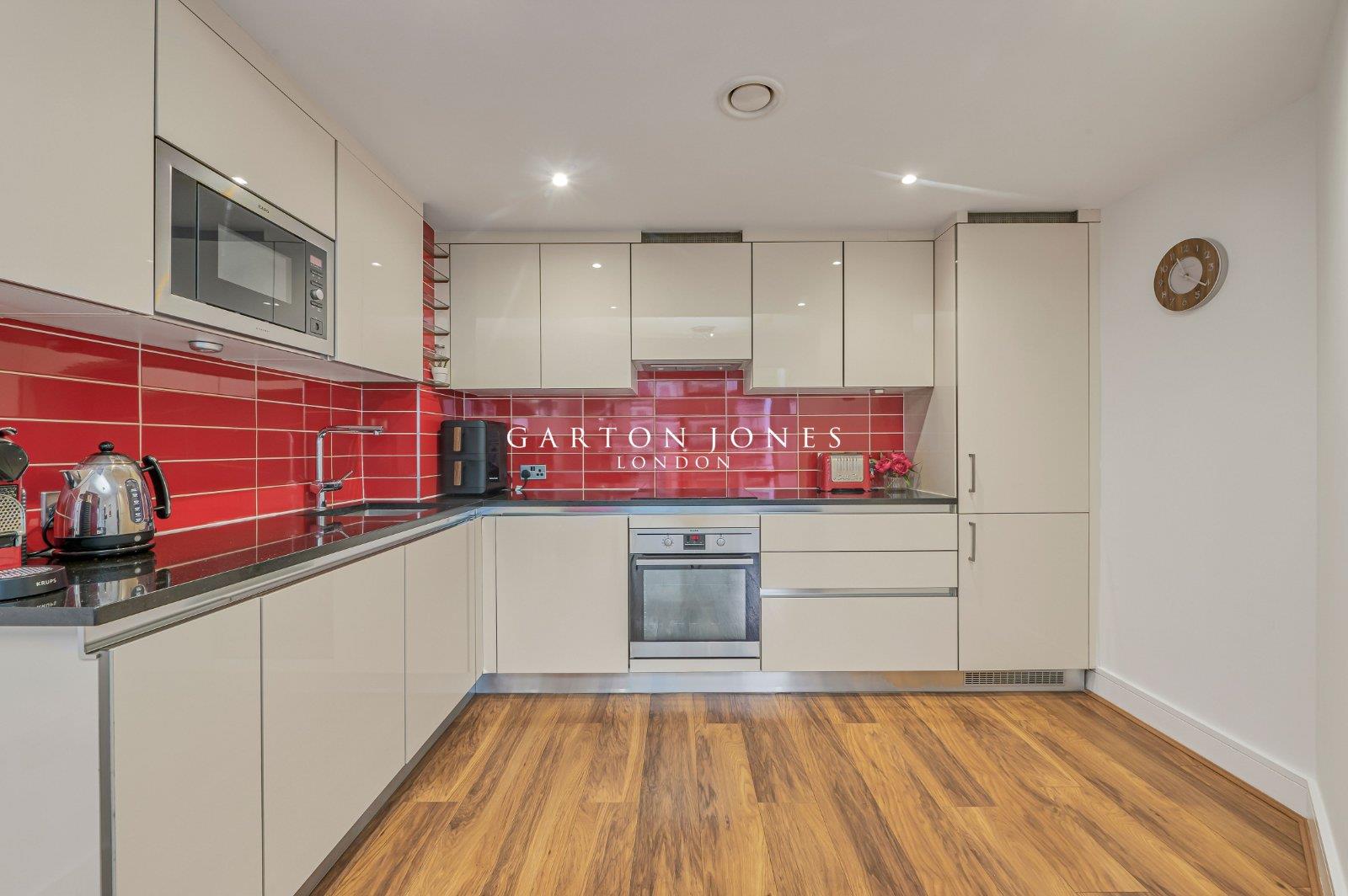 Property Image 774aaa5a-7fa3-4193-b822-a5b2cf6a05a0