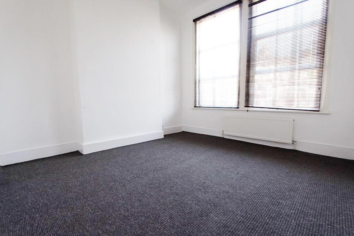 Property Image 775a7b6c-0400-400e-9bd3-e25758ea48a2