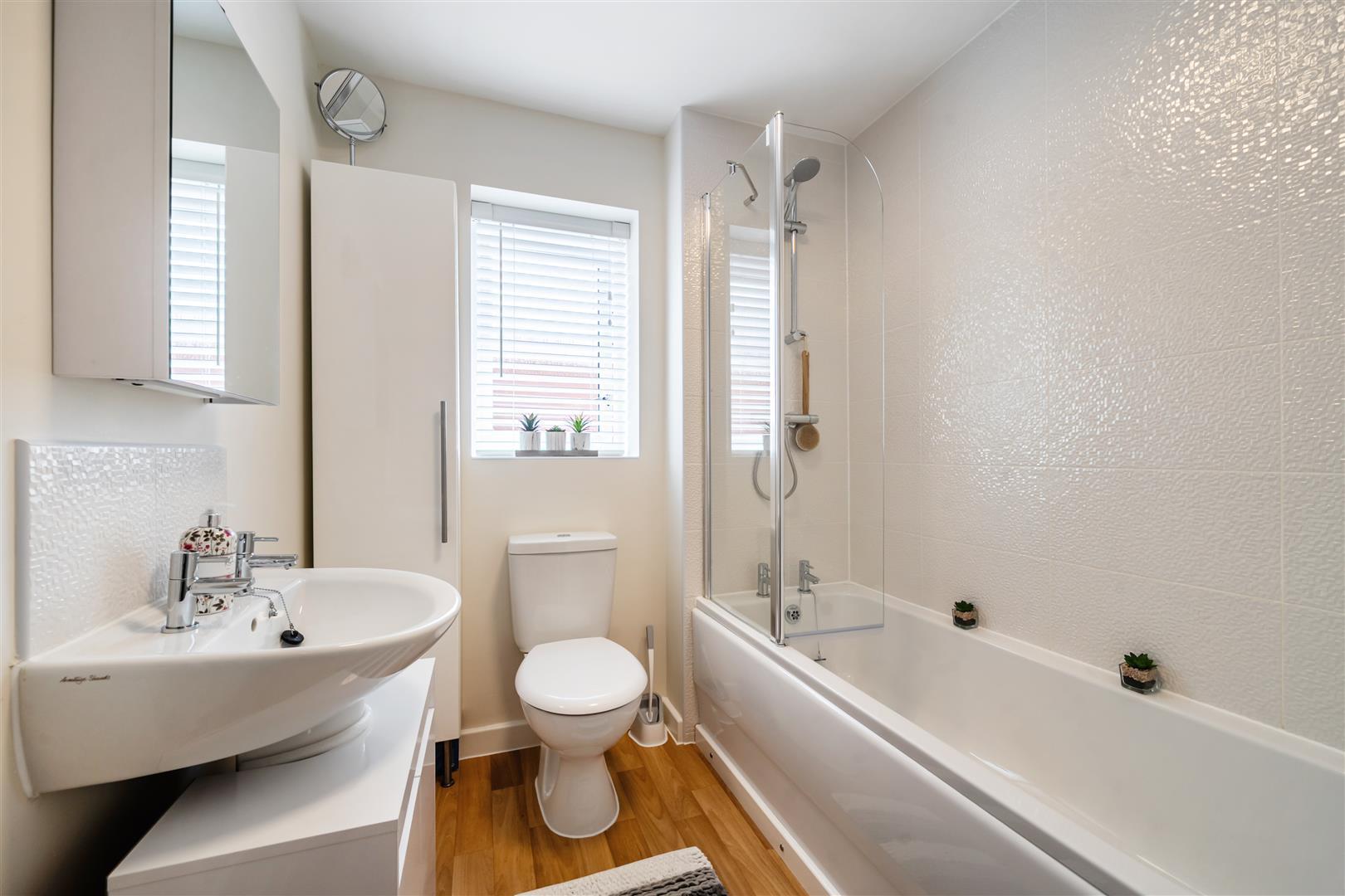 Property Image 775c276b-454d-4c1e-8013-81a5fdbaf3a2