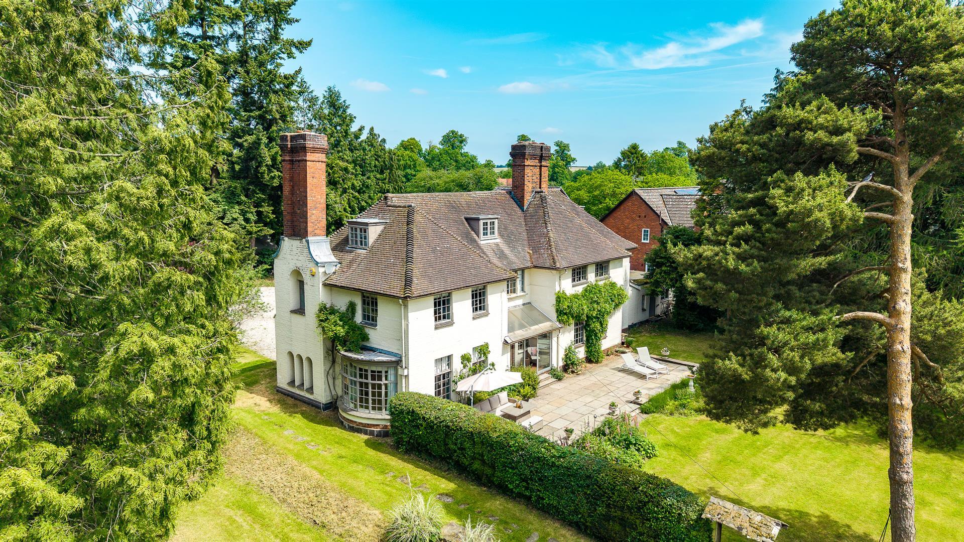 Property Image 776401f5-57e3-44e3-8fbf-e03e12831297