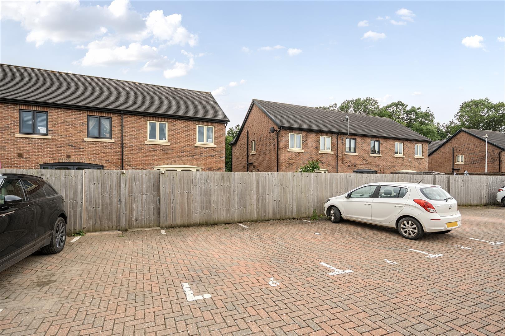 Property Image 7766dccf-ac6f-40cf-a2ca-c212f31f3585