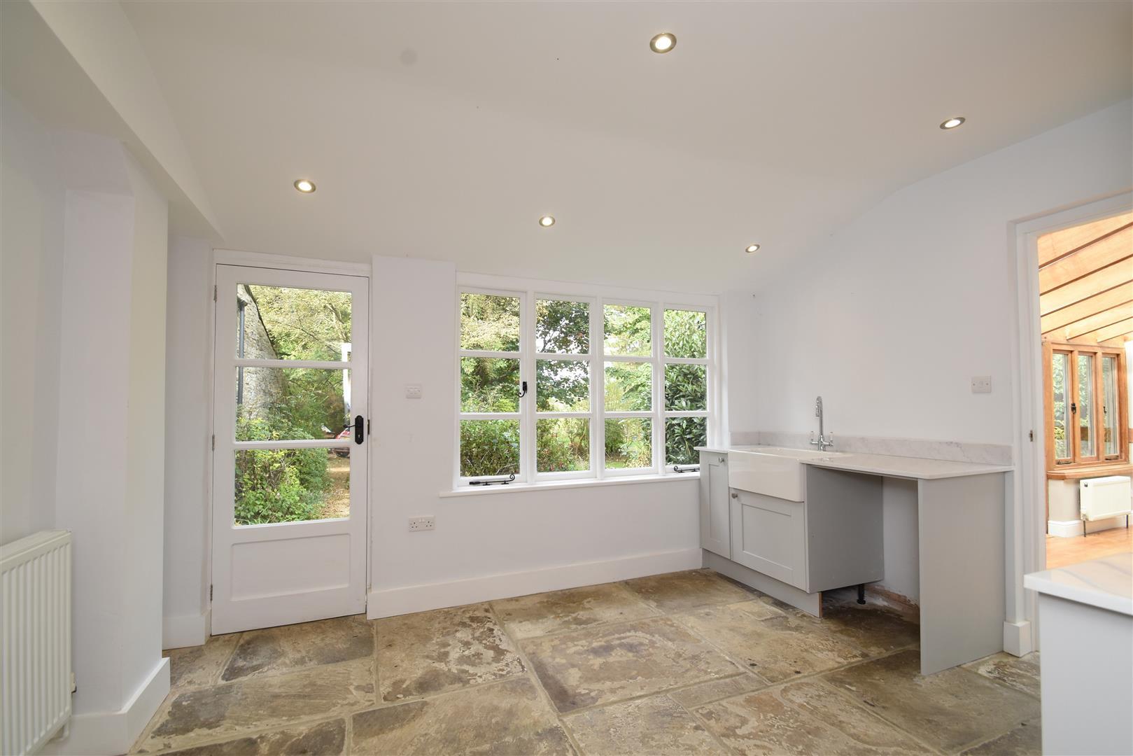 Property Image 77817ab9-9e85-4eb9-850e-1e96802b93e0