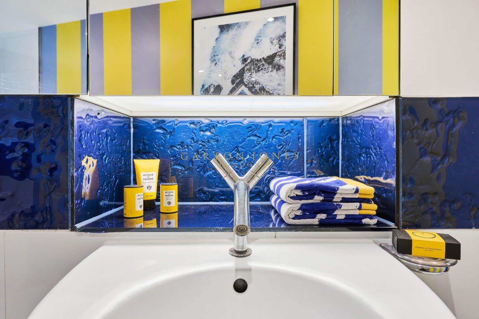 Property Image 77928fc4-5d49-44d0-a6a9-f10ada64ee13