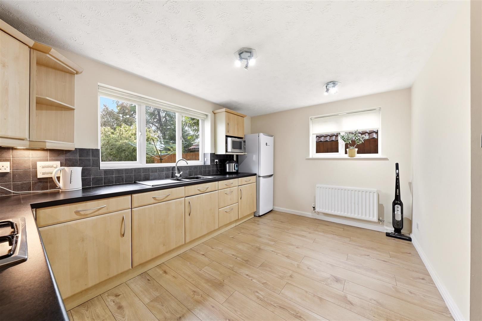 Property Image 77941cce-e791-4ceb-a162-70a6d229f12a