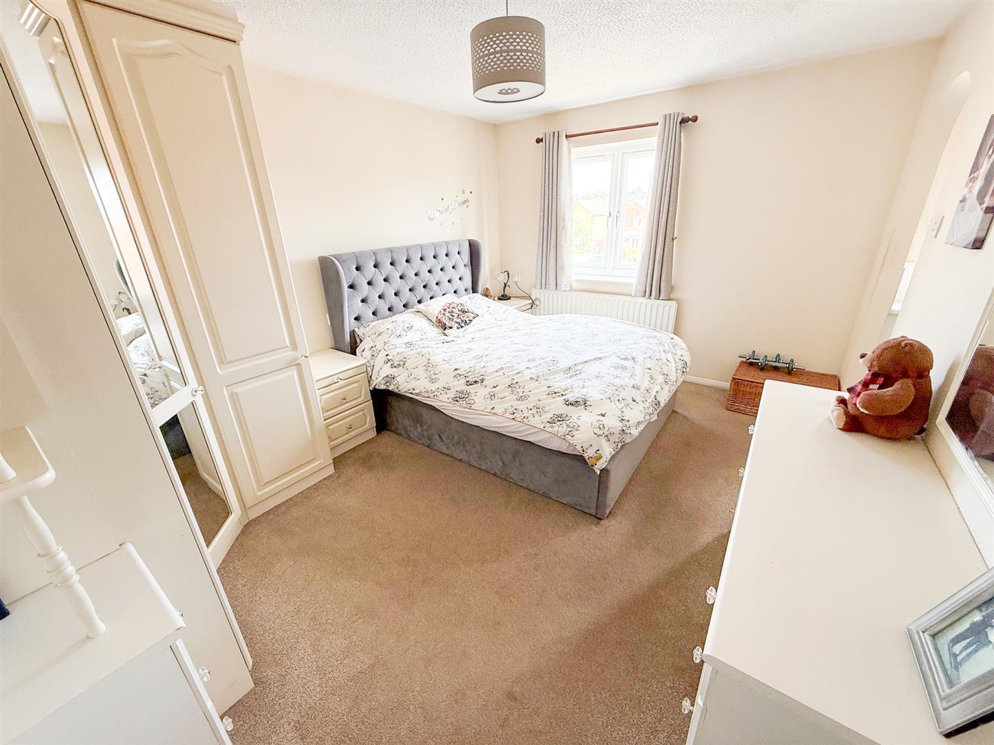 Property Image 7796048e-ab40-4839-aa8b-1bd167b3a7bd