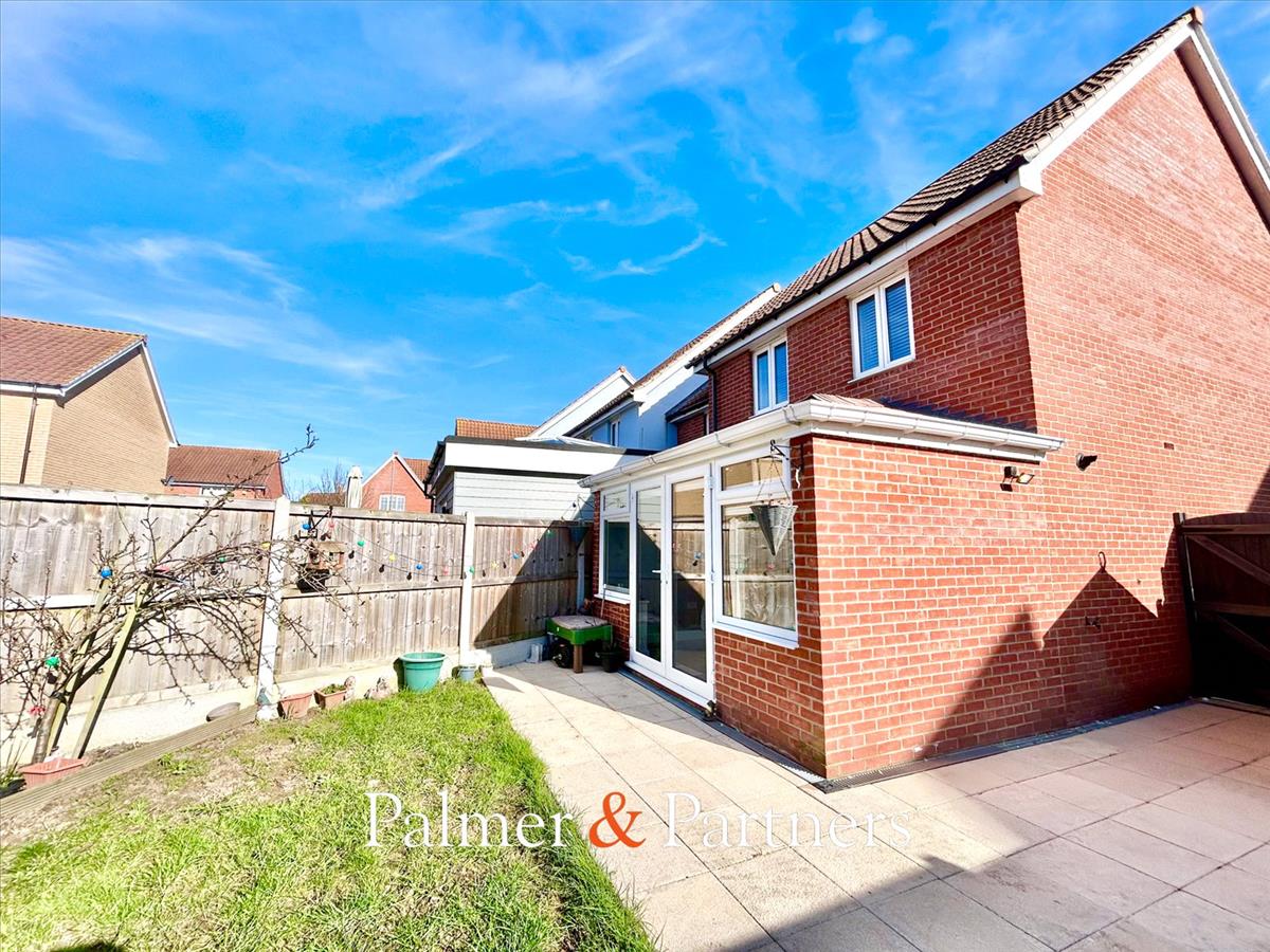 Property Image 779c9608-3457-46a3-8fc4-33f0e3141c22