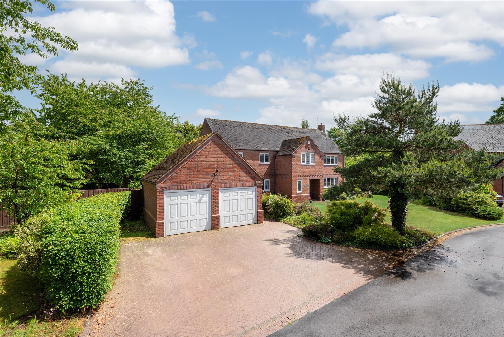 Property Image 779ff855-e923-46d1-b1b8-b0b9d71b5940