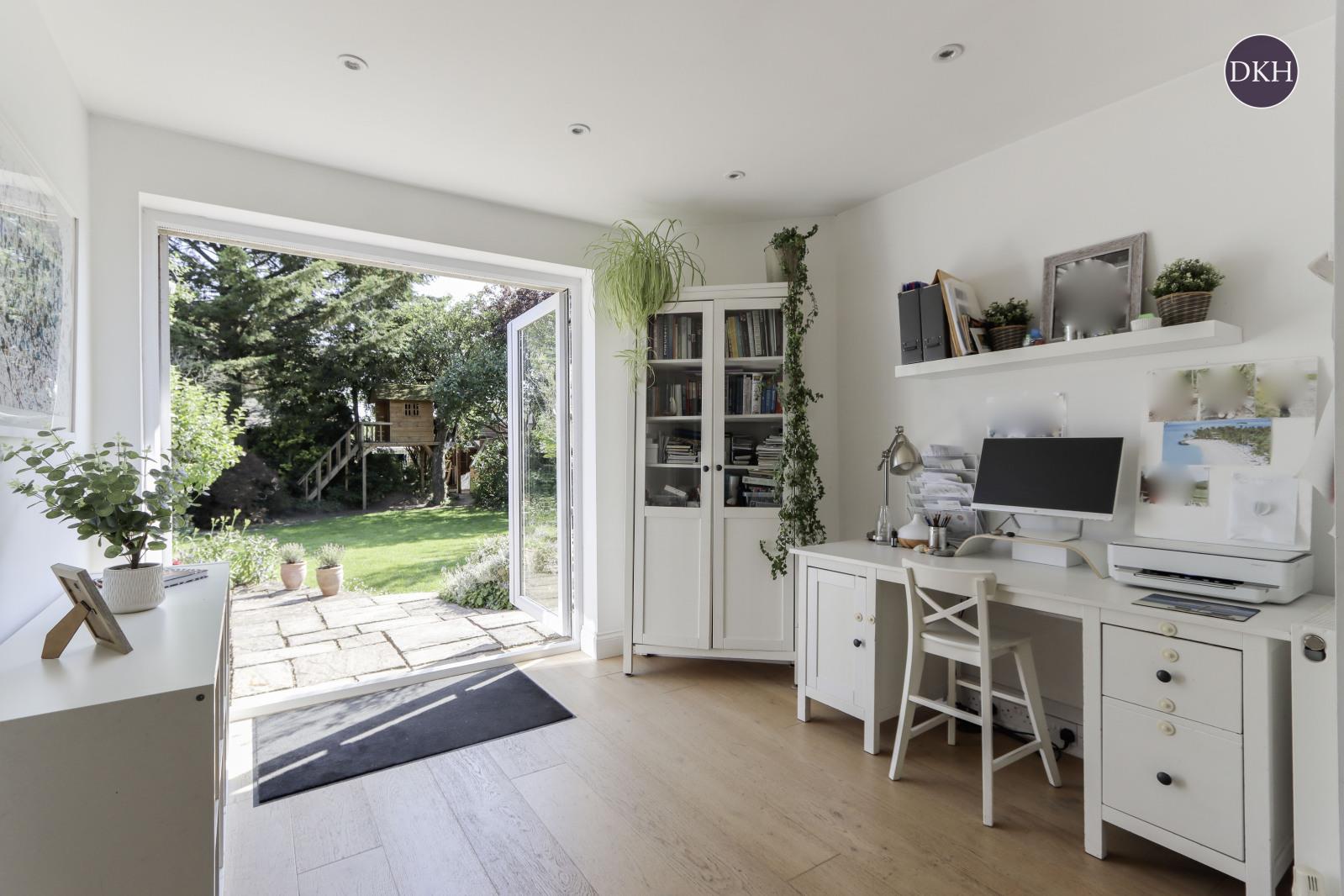 Property Image 77a422de-8b71-4500-b95f-9e27c13500f6