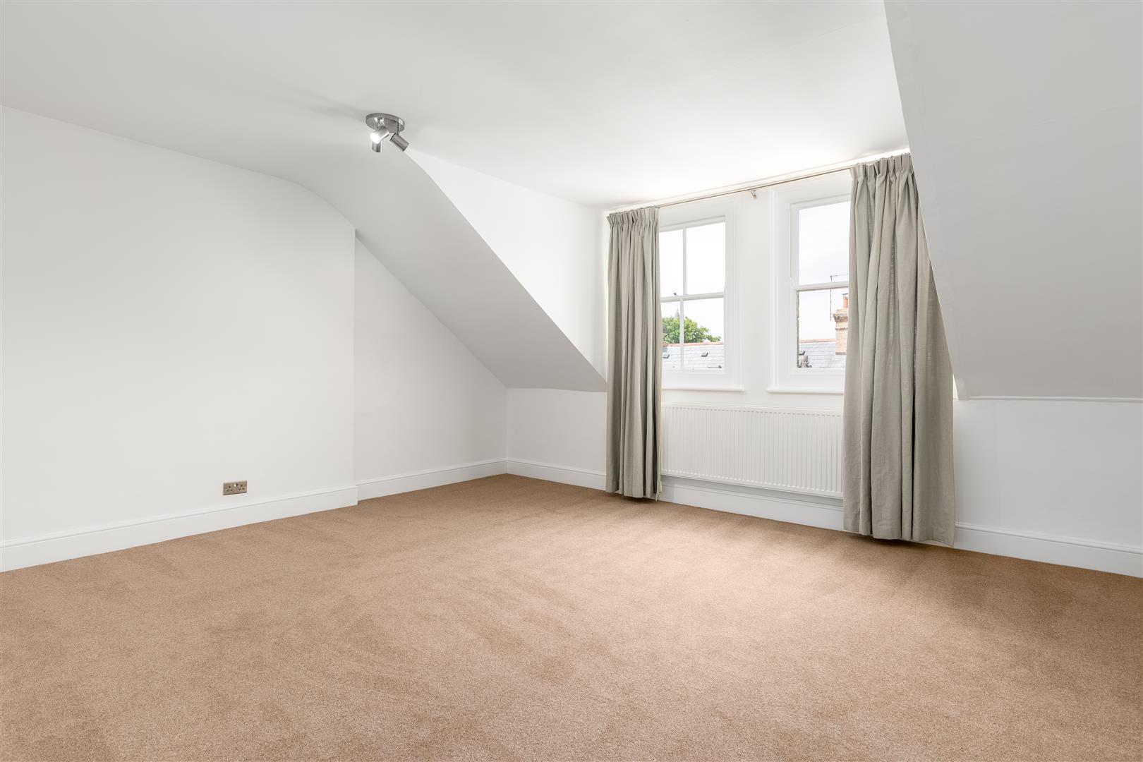 Property Image 77a4d924-3a42-4f94-a82b-ac9e5e579c5e