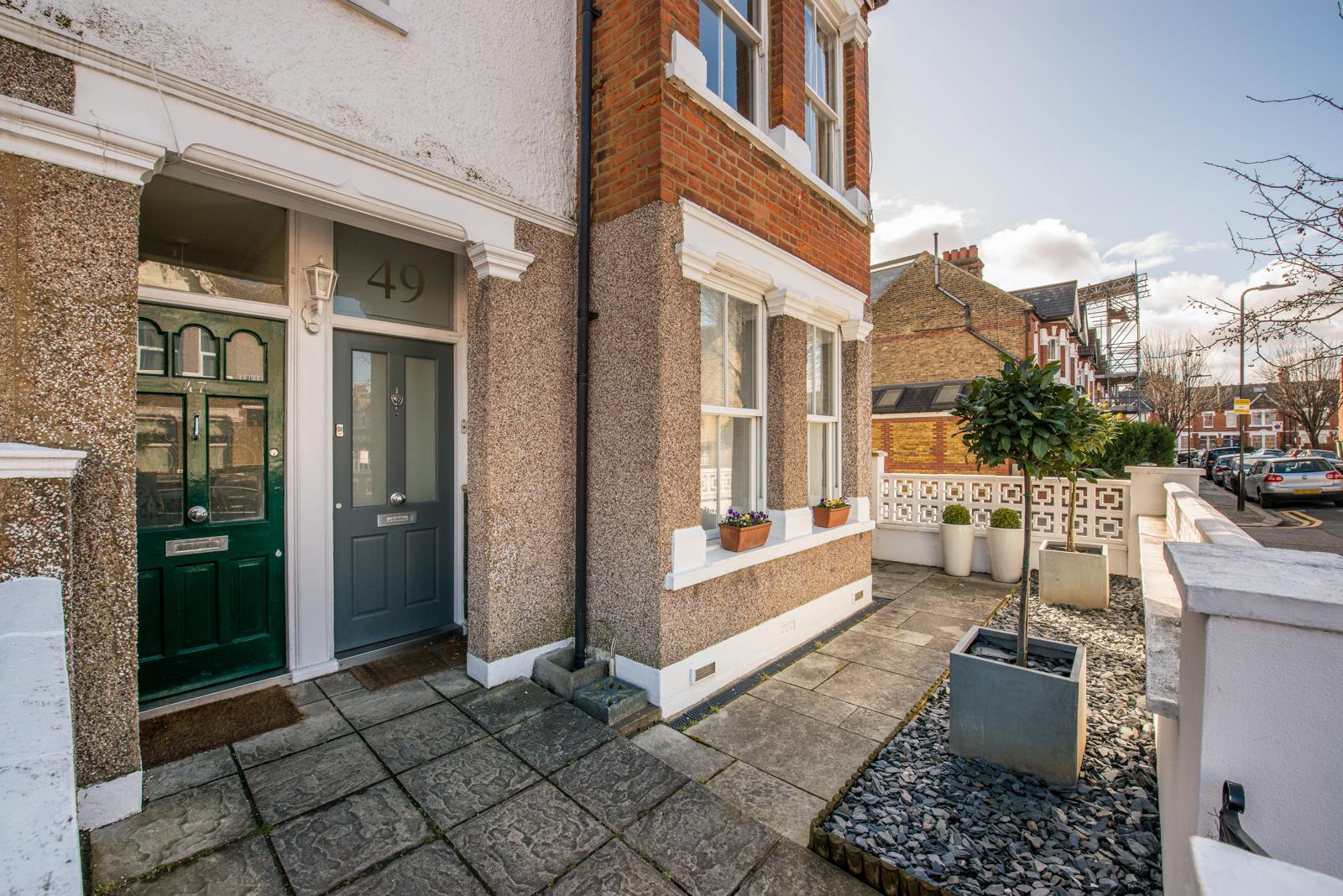 Property Image 77ad9005-29ce-49fb-b66b-18f8c35a6753