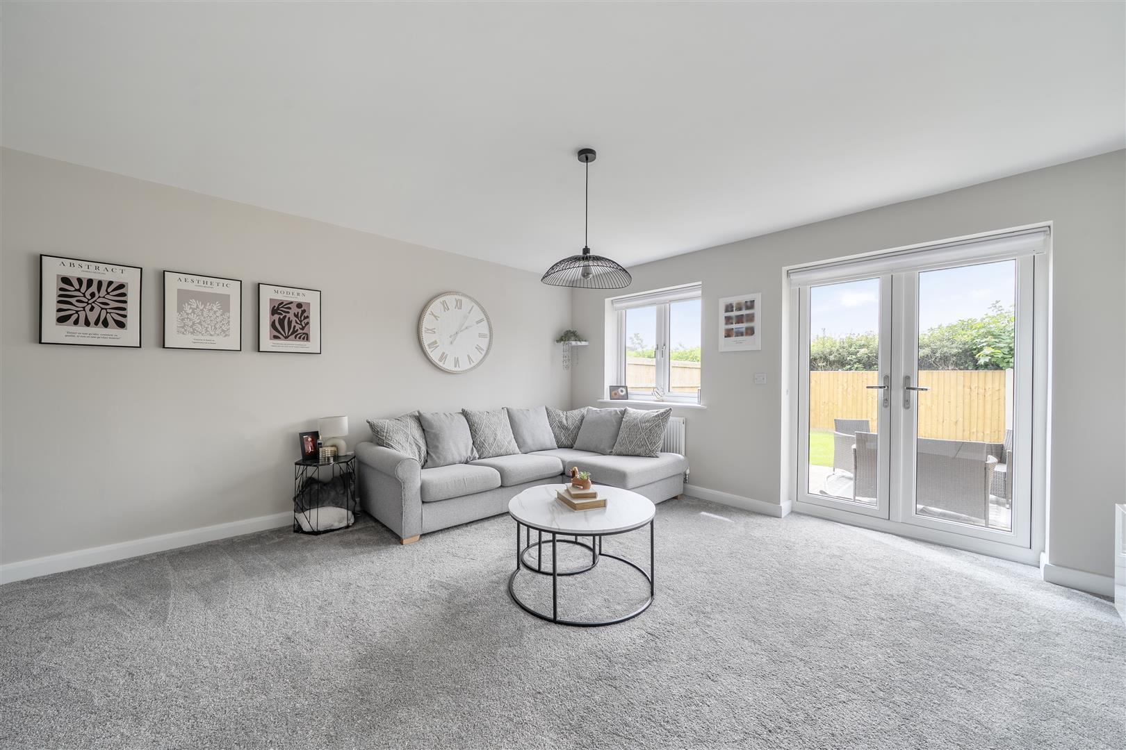 Property Image 77ba3a3a-bf53-43ba-bb70-2fefdb16d303