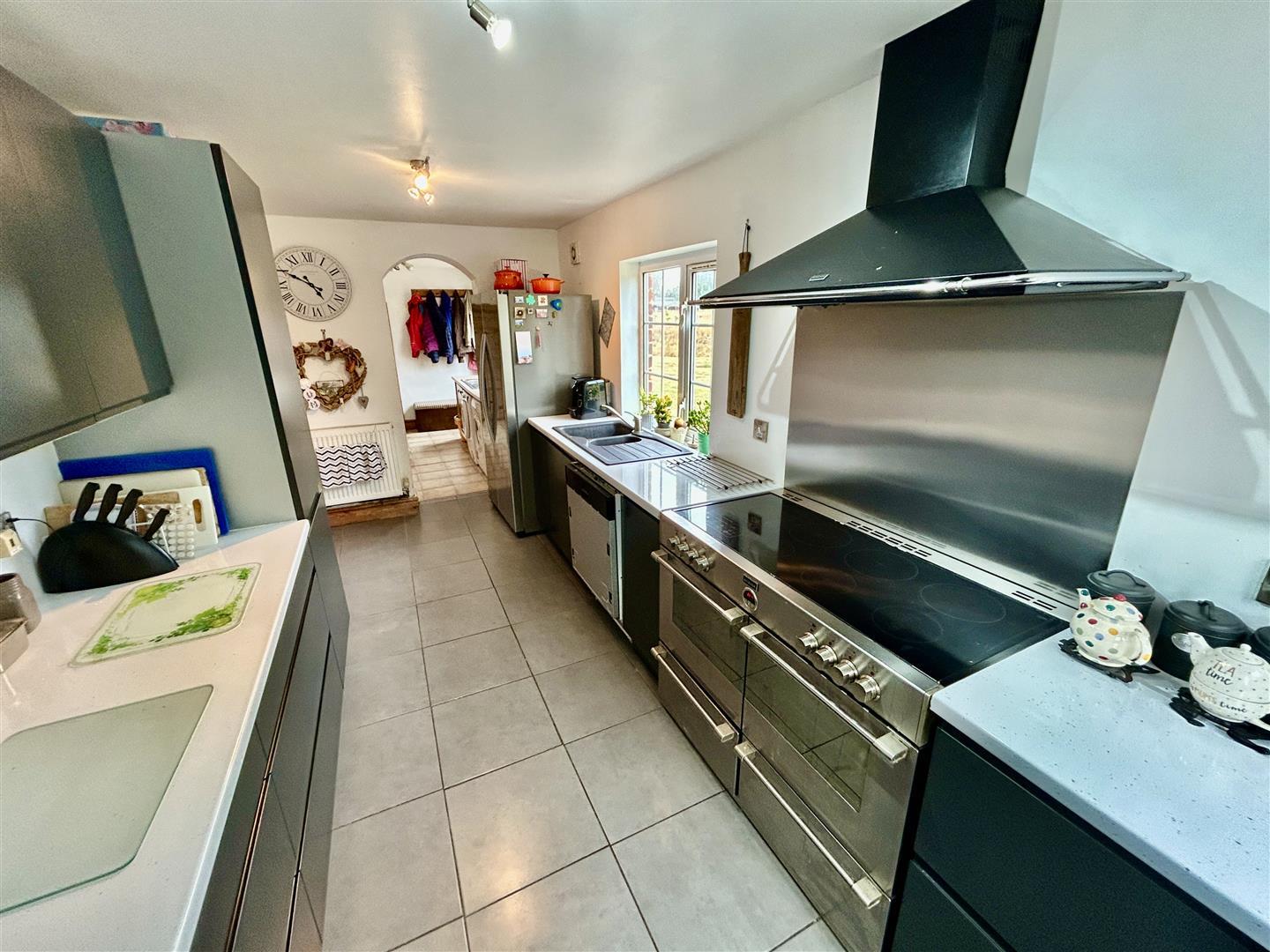Property Image 77bdff4f-3207-433e-a373-aaa15af1f6c6