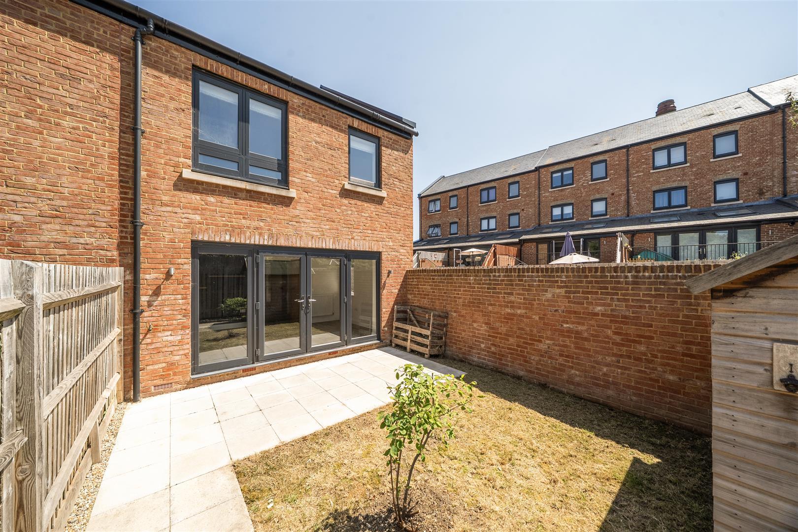 Property Image 77c6fbb0-642c-4e32-afc5-a91db683b2dc