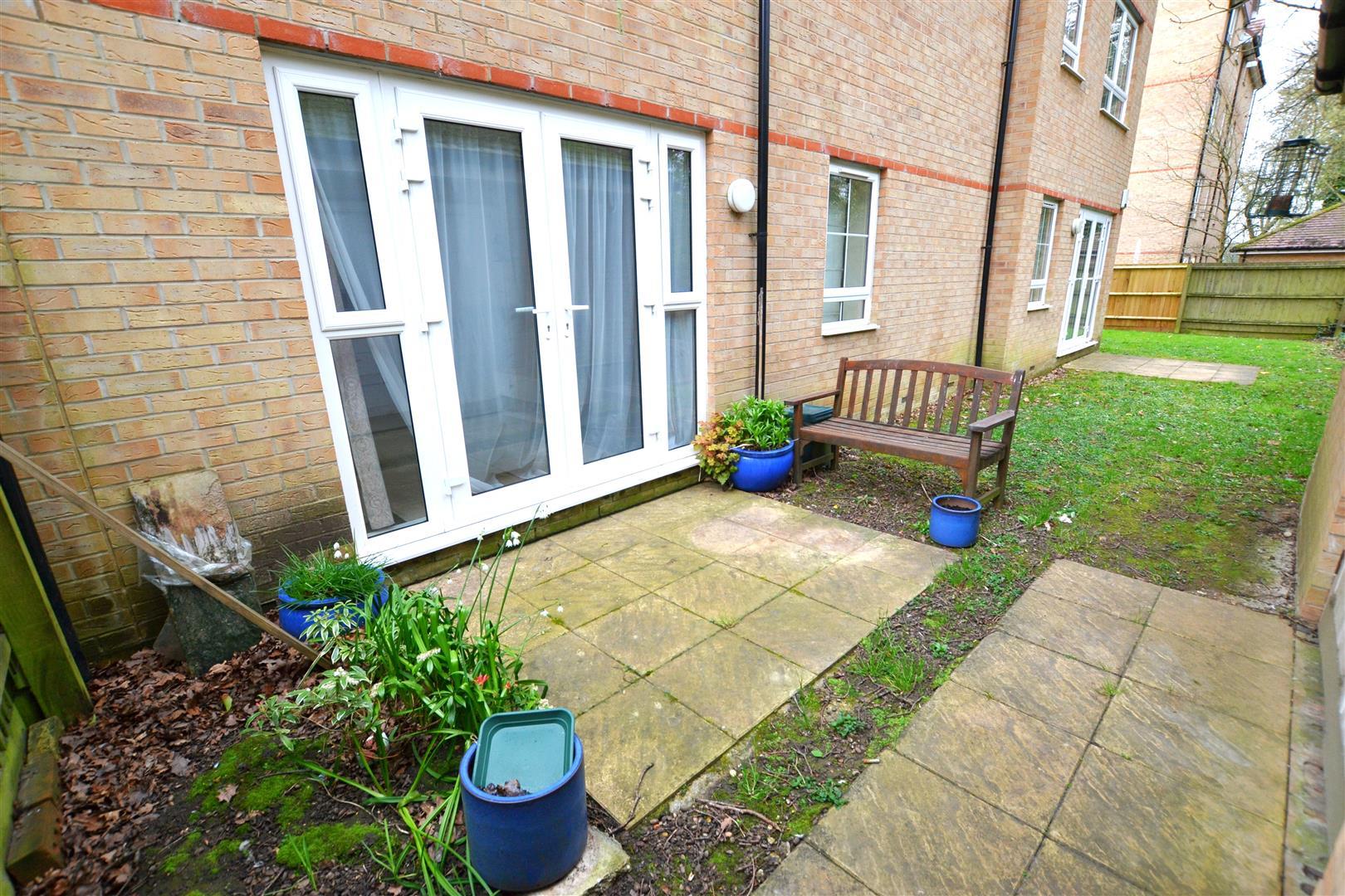 Property Image 77c85ef2-2612-425d-b7cf-0105df3bc1a2