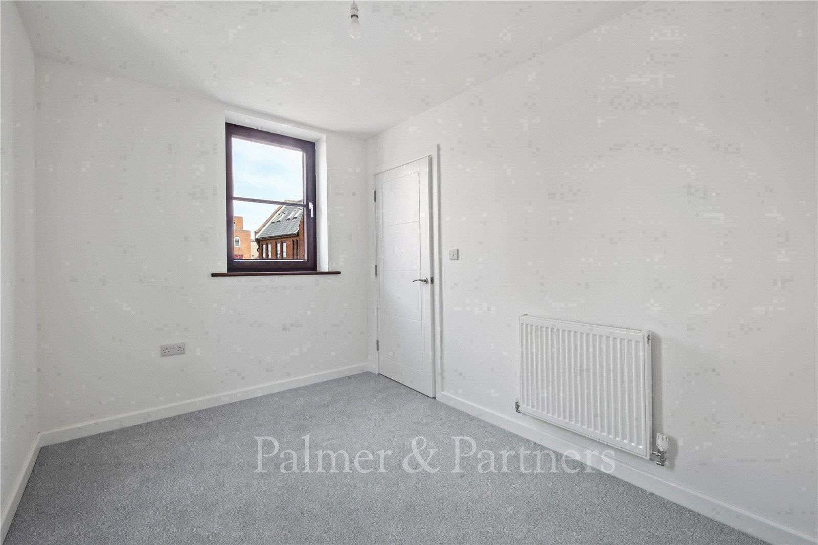 Property Image 77c92574-48f5-4437-8f7f-3df4da6249bd