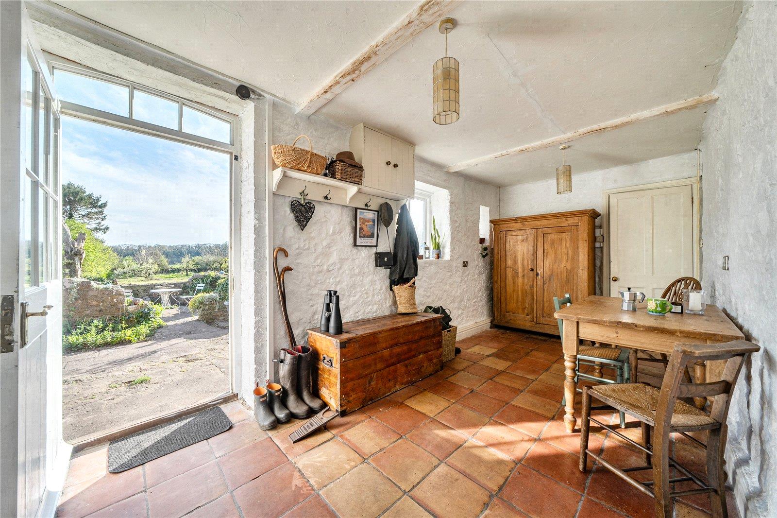 Property Image 77cad02e-735d-4b4b-baed-7e9636e9fc95