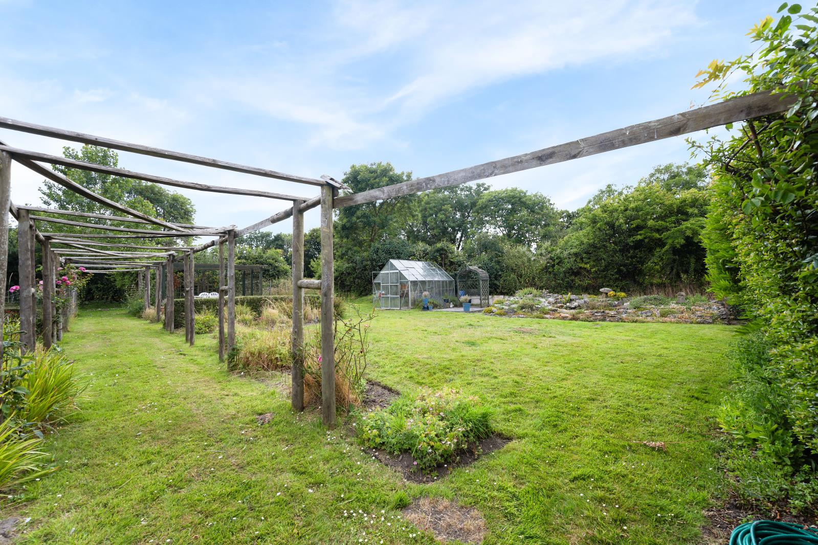 Property Image 77cbb1e7-153f-4b95-b1ee-8b0f22b0bf7e