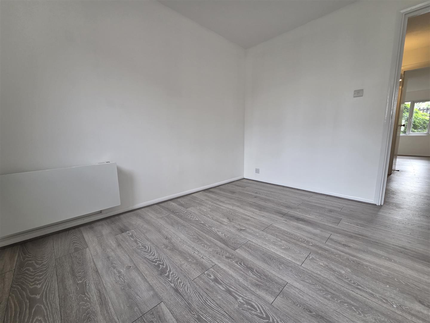 Property Image 77cec02b-c236-49f3-8dc5-e5101423c118