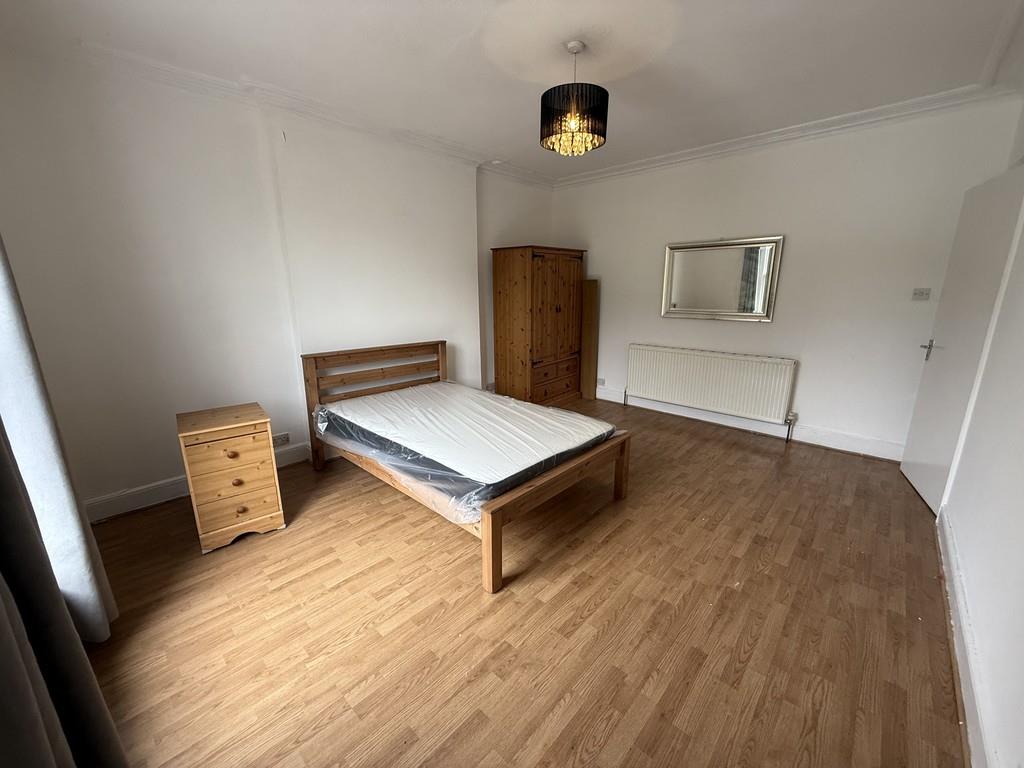 Property Image 77d09413-edf5-45d1-a849-3df63bfe07ef