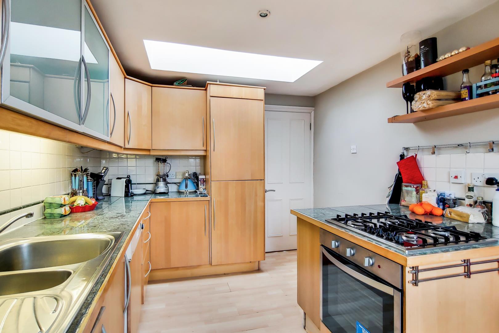 Property Image 77d15d5a-01fb-44ed-9081-cdca7ec56ca4