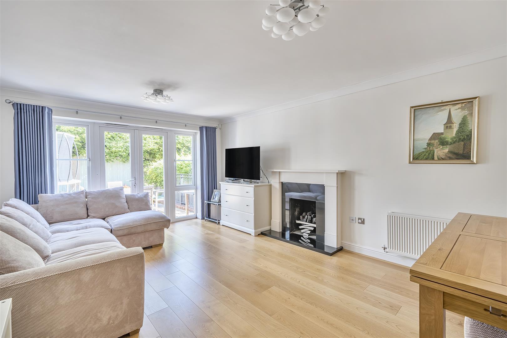 Property Image 77d4dfe2-b00c-40c0-ba14-dedd89967318