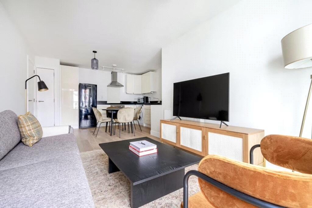 Property Image 77d70f29-65fa-41ec-afeb-d908c4cbcbe8