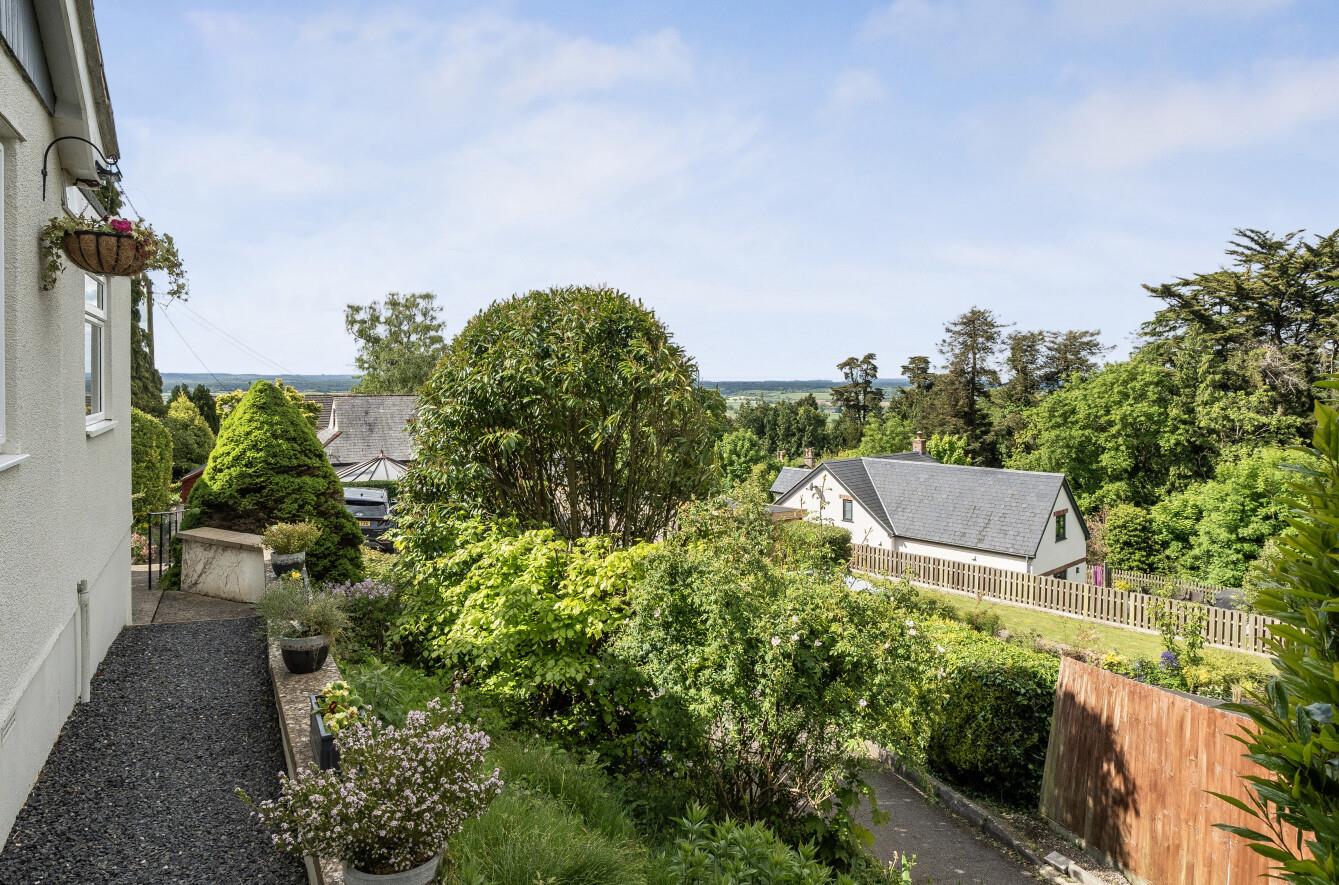 Property Image 77d94426-3ed5-4eae-be97-67ddaa7532ad