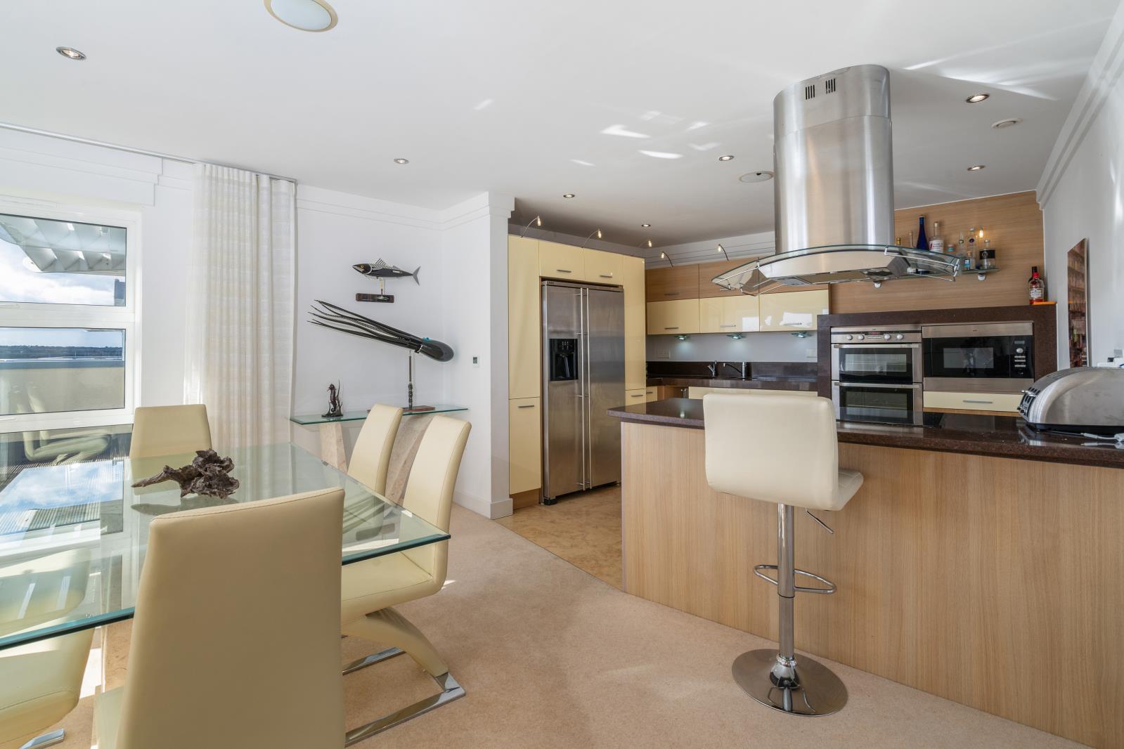 Property Image 77e5fd1b-b15f-4534-b30d-728615b8f647
