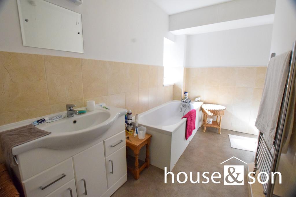 Property Image 77e606a5-ab24-4e1b-a1b2-4c54123257ca